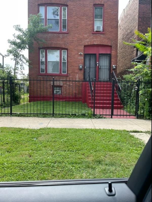 6660 S Michigan Ave., Chicago, IL 60637