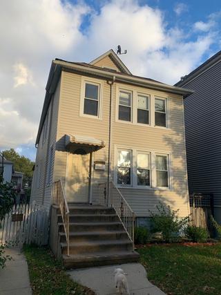 2823 N. Harding Ave., Chicago, IL 60618