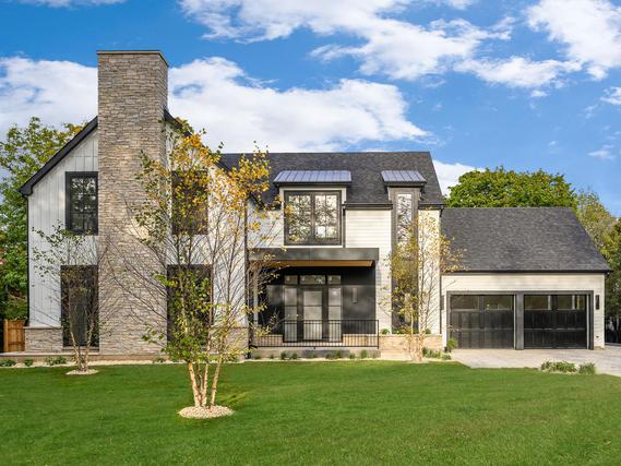 1125 Elm Ridge Dr., Glencoe, IL 60022