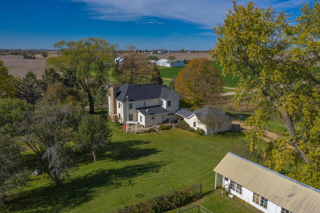 12361 N Henderson Rd., Orangeville, IL 61060