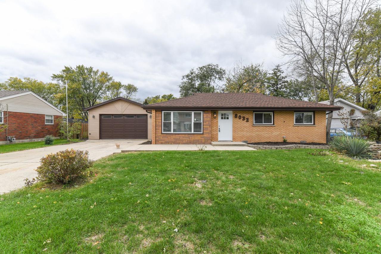 8032 S 82nd Ct., Justice, IL 60458