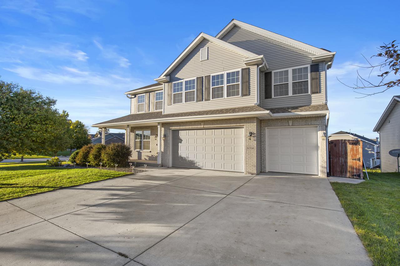 6314 Sunnybrook Ln., Machesney Park, IL 61115