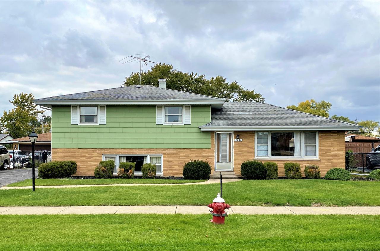 4932 W 85th Pl., Burbank, IL 60459