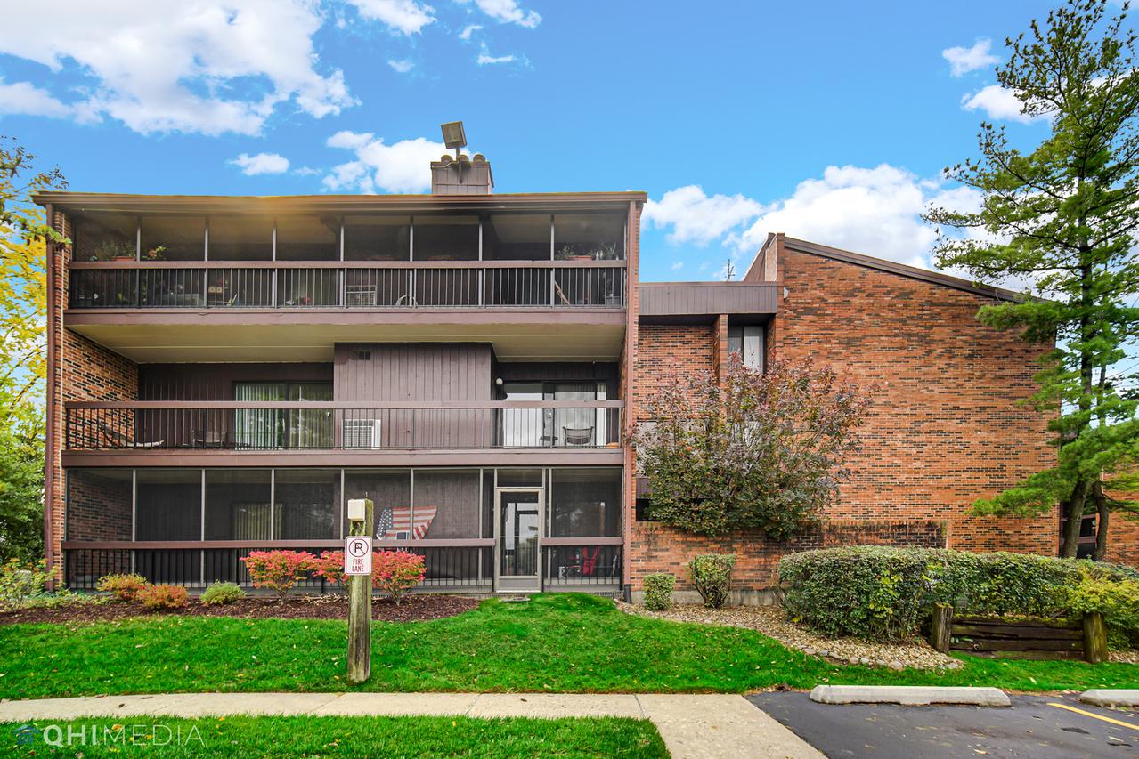 5515 Cromwell Ln. #M4, Oak Forest, IL 60452