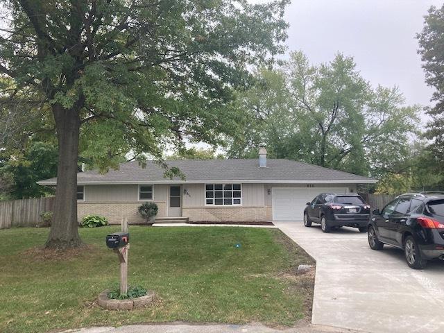 811 Hollybrook Ct., Machesney Park, IL 61115