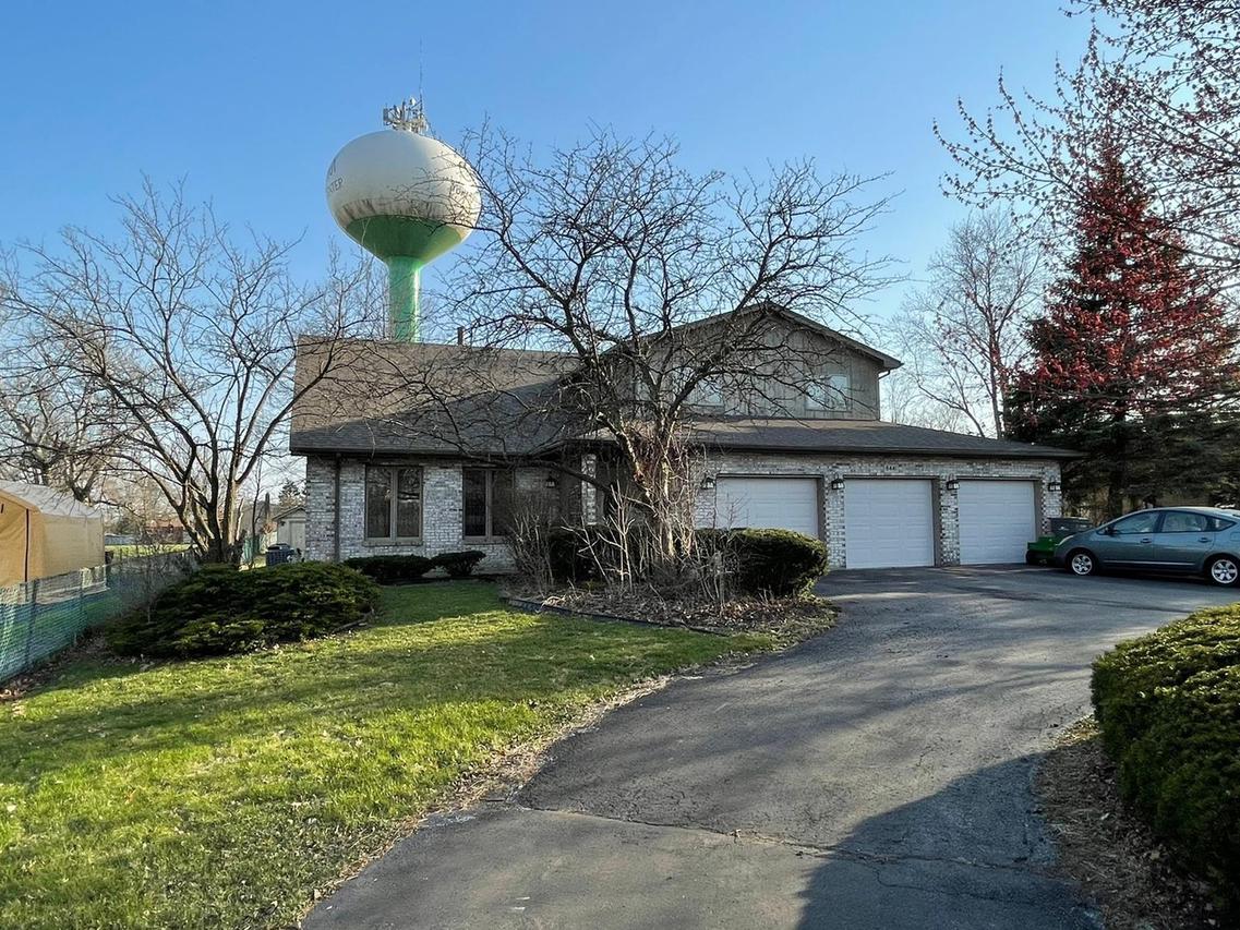 8441 W 135th St., Orland Park, IL 60462