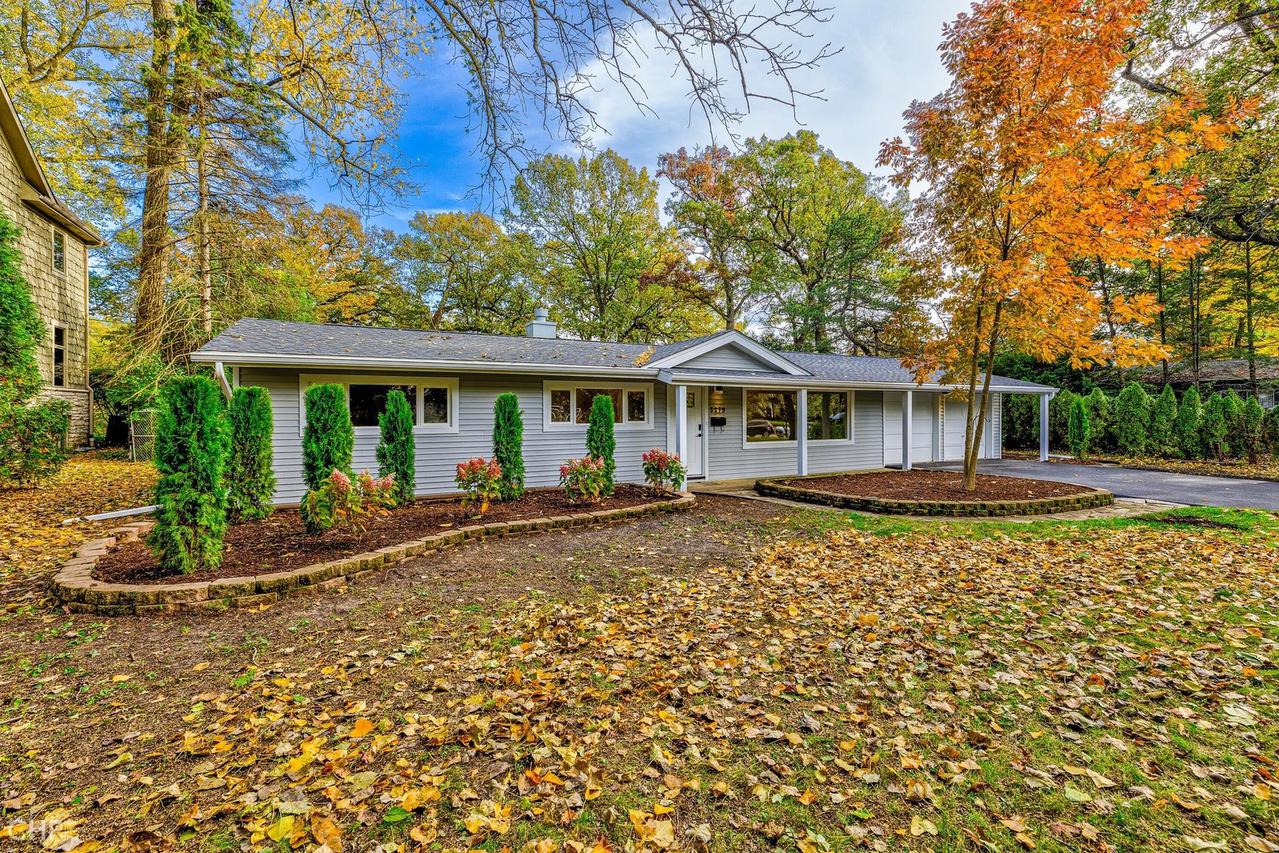 3279 Krenn Ave., Highland Park, IL 60035