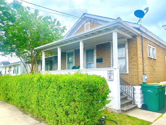 958 and 95 Collins St., Joliet, IL 60432