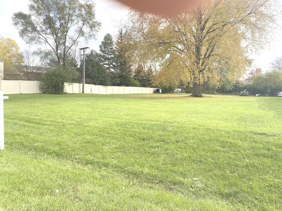 423 Federation Pl., Elgin, IL 60123