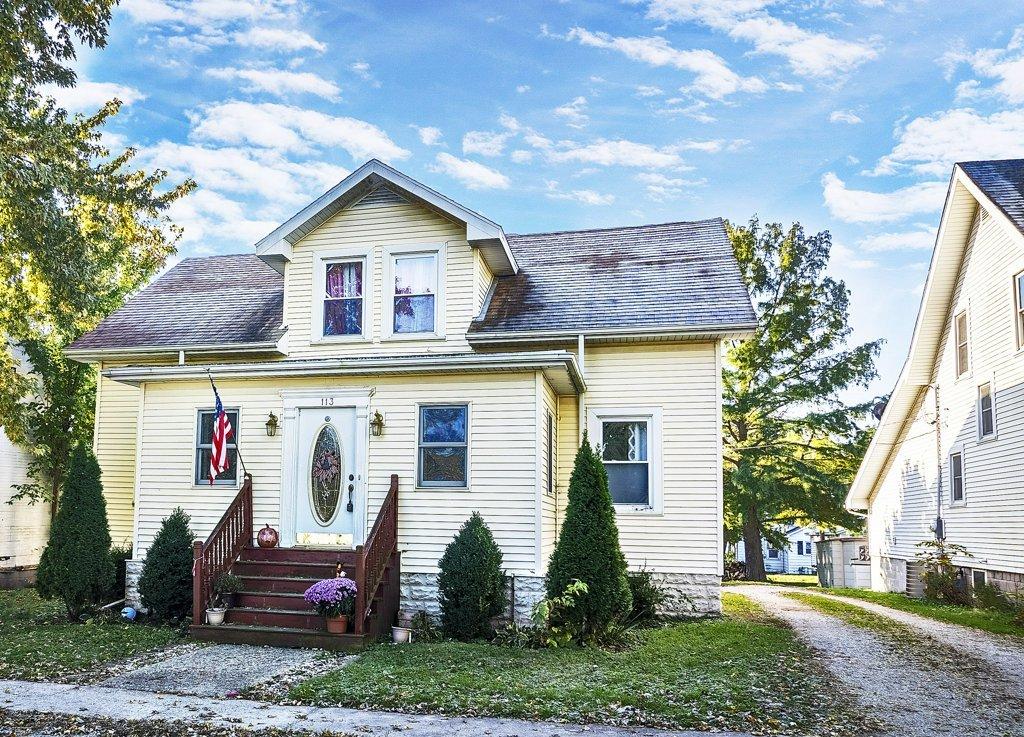 113 E Columbus St., Sibley, IL 61773