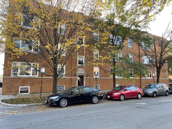 2915 W. Granville Ave. #1, Chicago, IL 60659