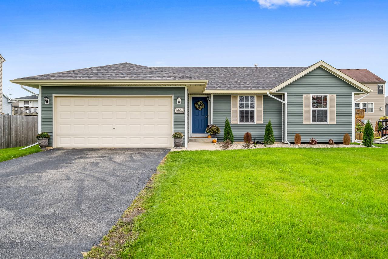 6429 Sunny Meadow Dr., Machesney Park, IL 61115