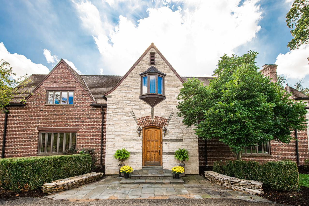 541 Merri Oaks Rd., Barrington Hills, IL 60010
