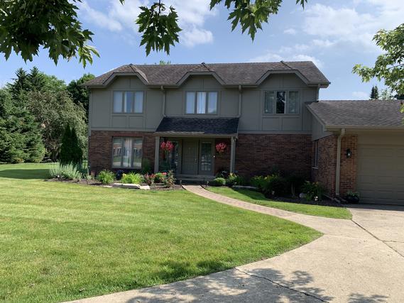 769 Halbert Ln., Inverness, IL 60010