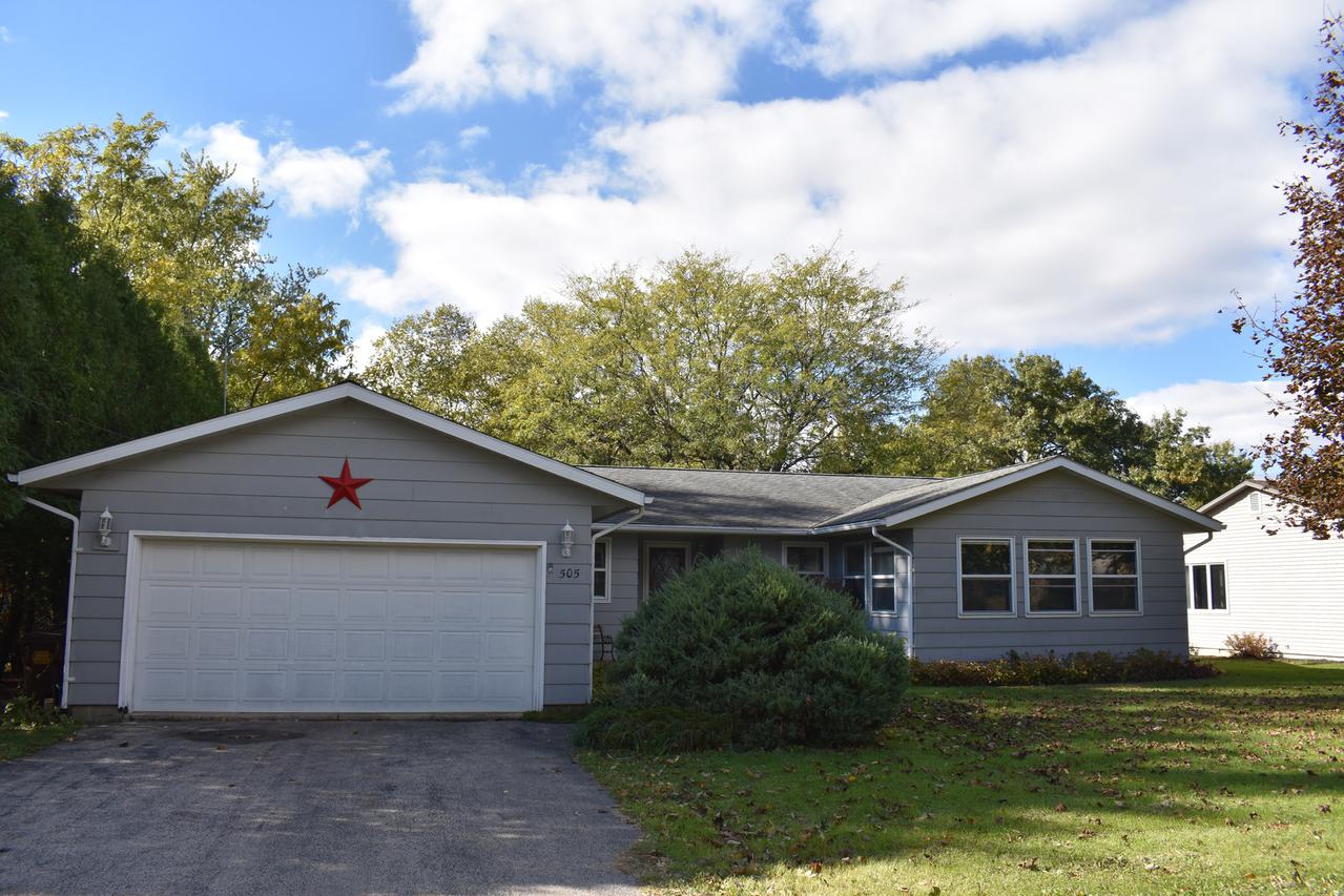 505 N Thomas Ave., Polo, IL 61064