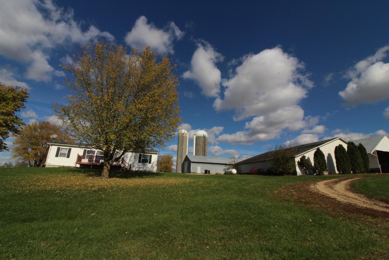 1531 W Ridge Rd., Orangeville, IL 61060