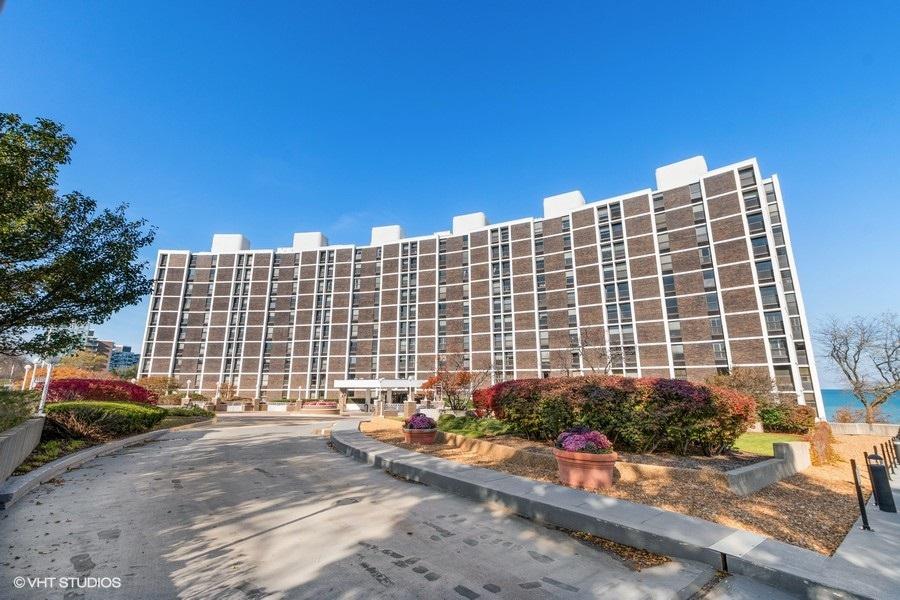 1500 Sheridan Rd. #9A, Wilmette, IL 60091