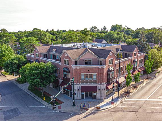 518 Winnetka Ave. #203, Winnetka, IL 60093