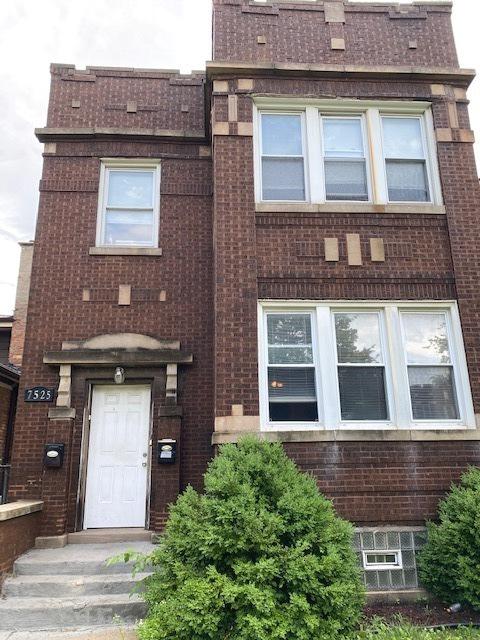 7525 S Wentworth Ave., Chicago, IL 60620