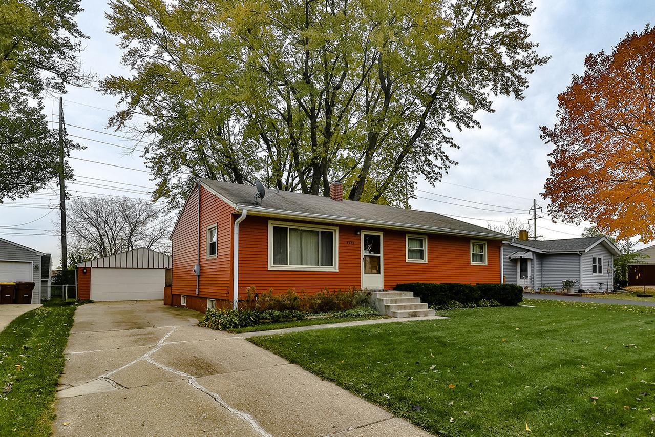 1528 Kingsley Dr., Machesney Park, IL 61115