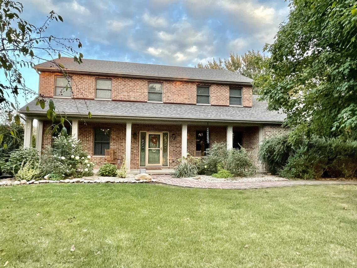 23 Gunia Ave., Peru, IL 61354