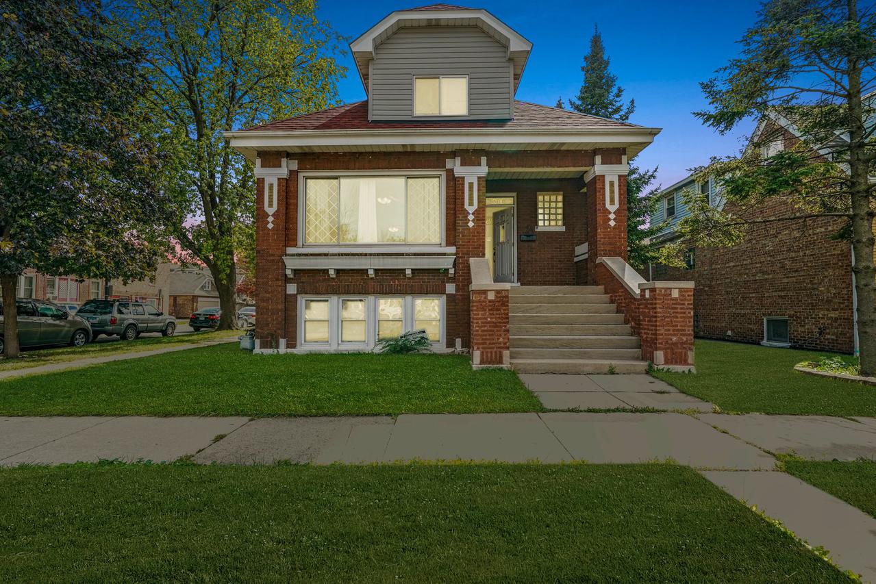 5301 W 30th St., Cicero, IL 60804
