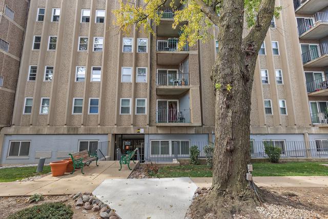 9514 Lawrence Ave. #2101, Schiller Park, IL 60176