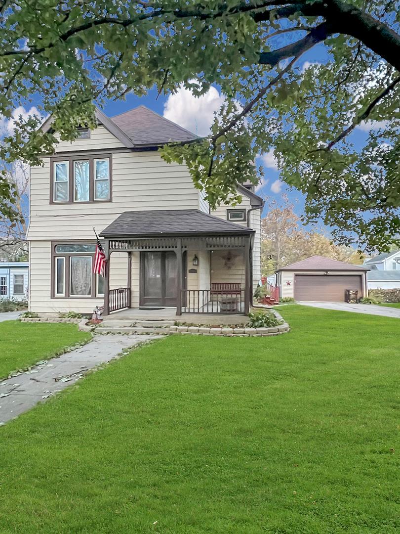 109 N West Ave., Freeport, IL 61032