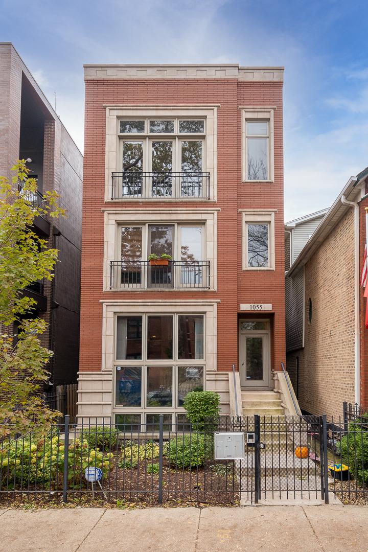 1055 N Wood St. #3, Chicago, IL 60622