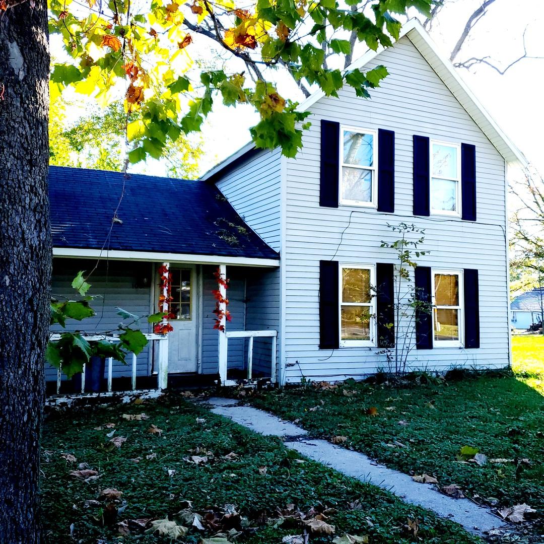106 Township Line Rd., Kempton, IL 60946