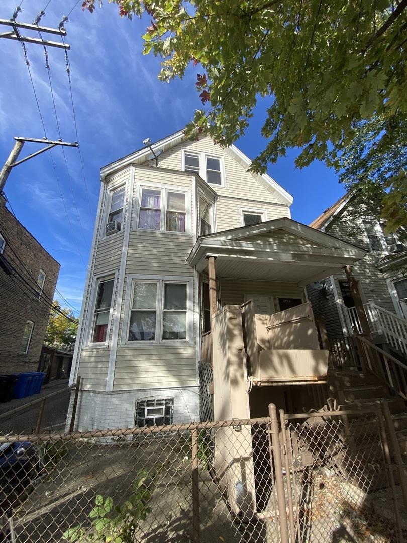 2442 W Winnemac Ave., Chicago, IL 60625