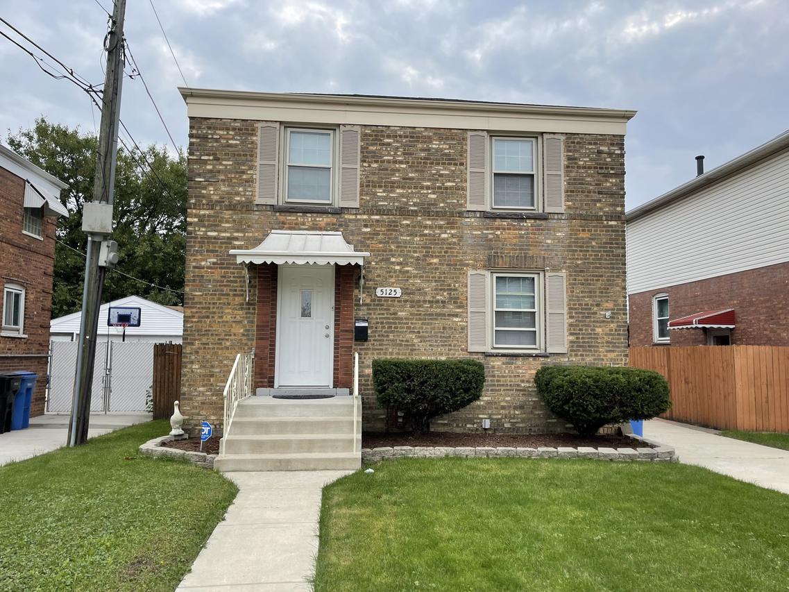 5125 W 64th St., Chicago, IL 60638