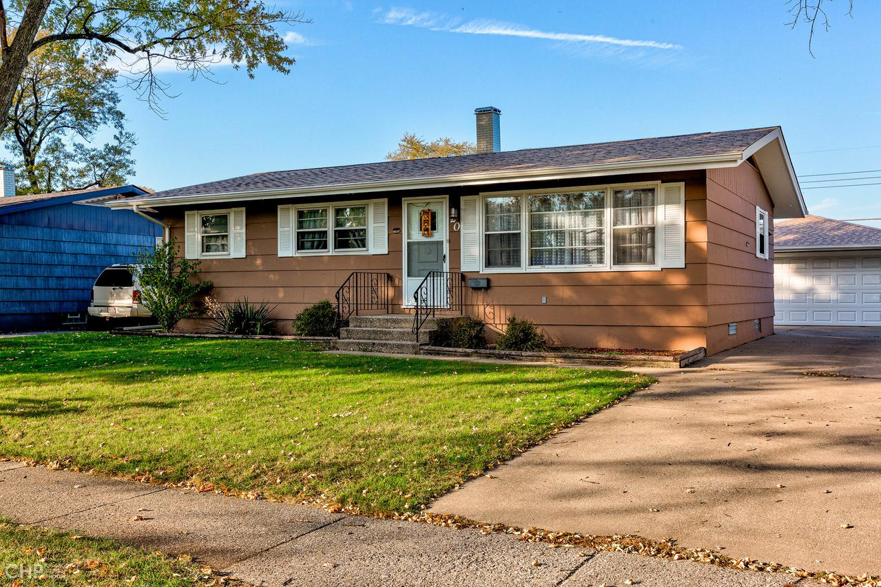 20 Arrowhead Dr., Thornton, IL 60476