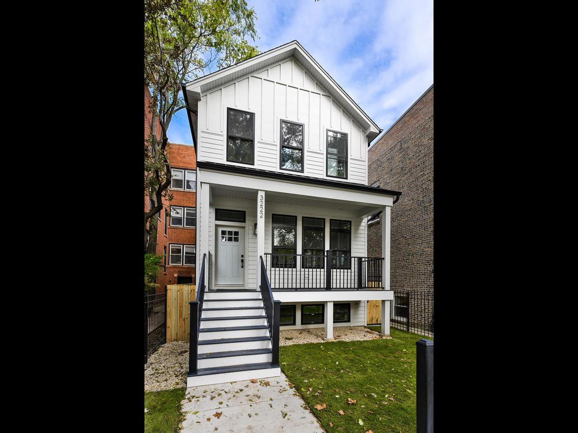 3321 W Crystal St., Chicago, IL 60651