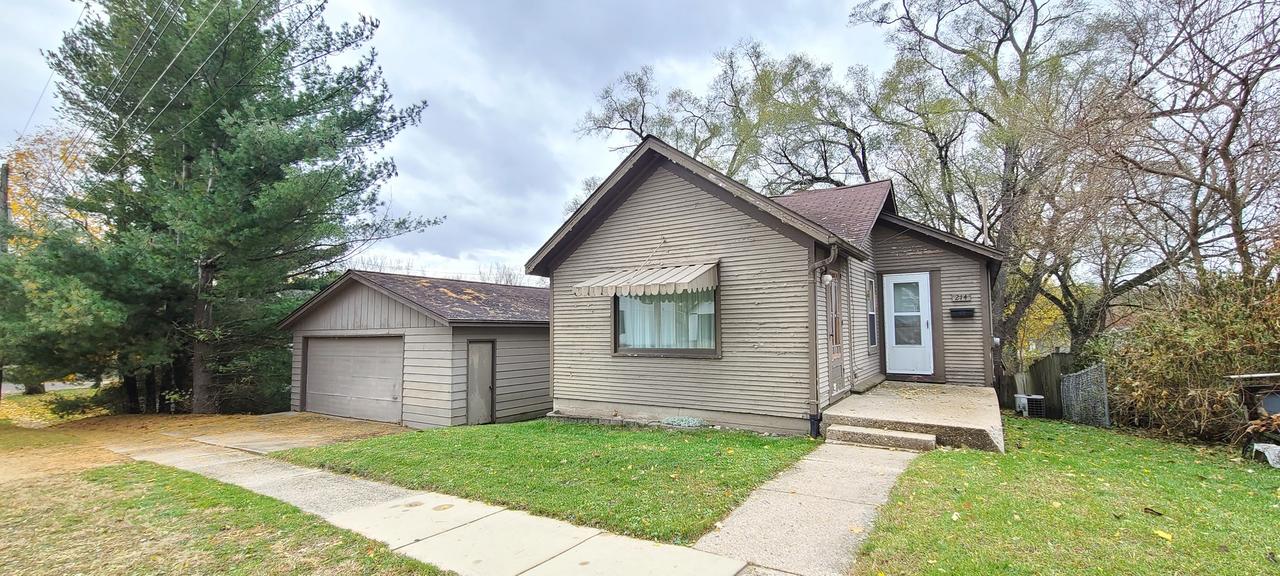 214 Grove St., Rockton, IL 61072
