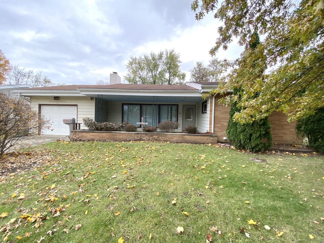 1329 Briarcliff Dr., Rantoul, IL 61866