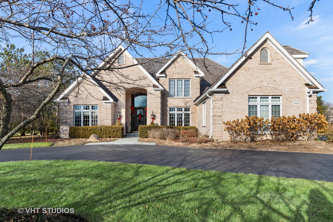 5660 Churchill Ln., Libertyville, IL 60048