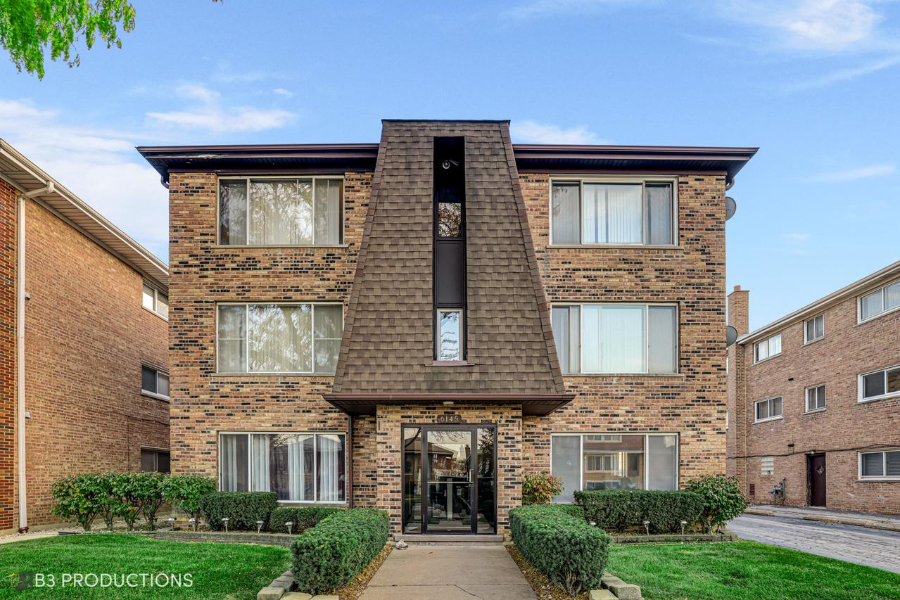 6147 W 64th Pl. #3S, Chicago, IL 60638
