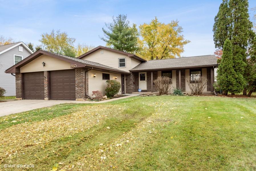 885 Teverton Ln., Crystal Lake, IL 60014