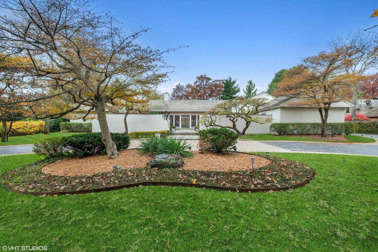 750 Sheridan Rd., Highland Park, IL 60035