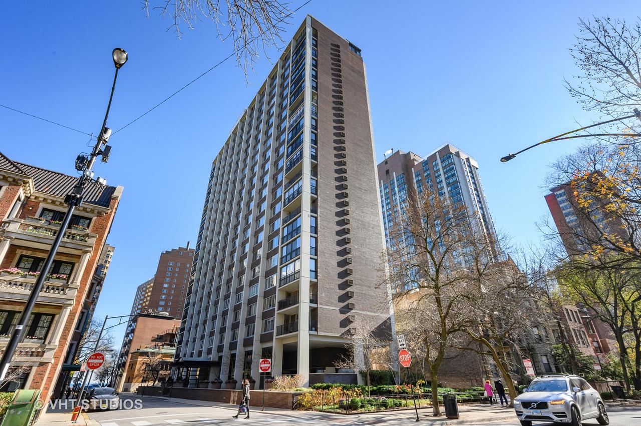 1 E Schiller St. #15D, Chicago, IL 60610