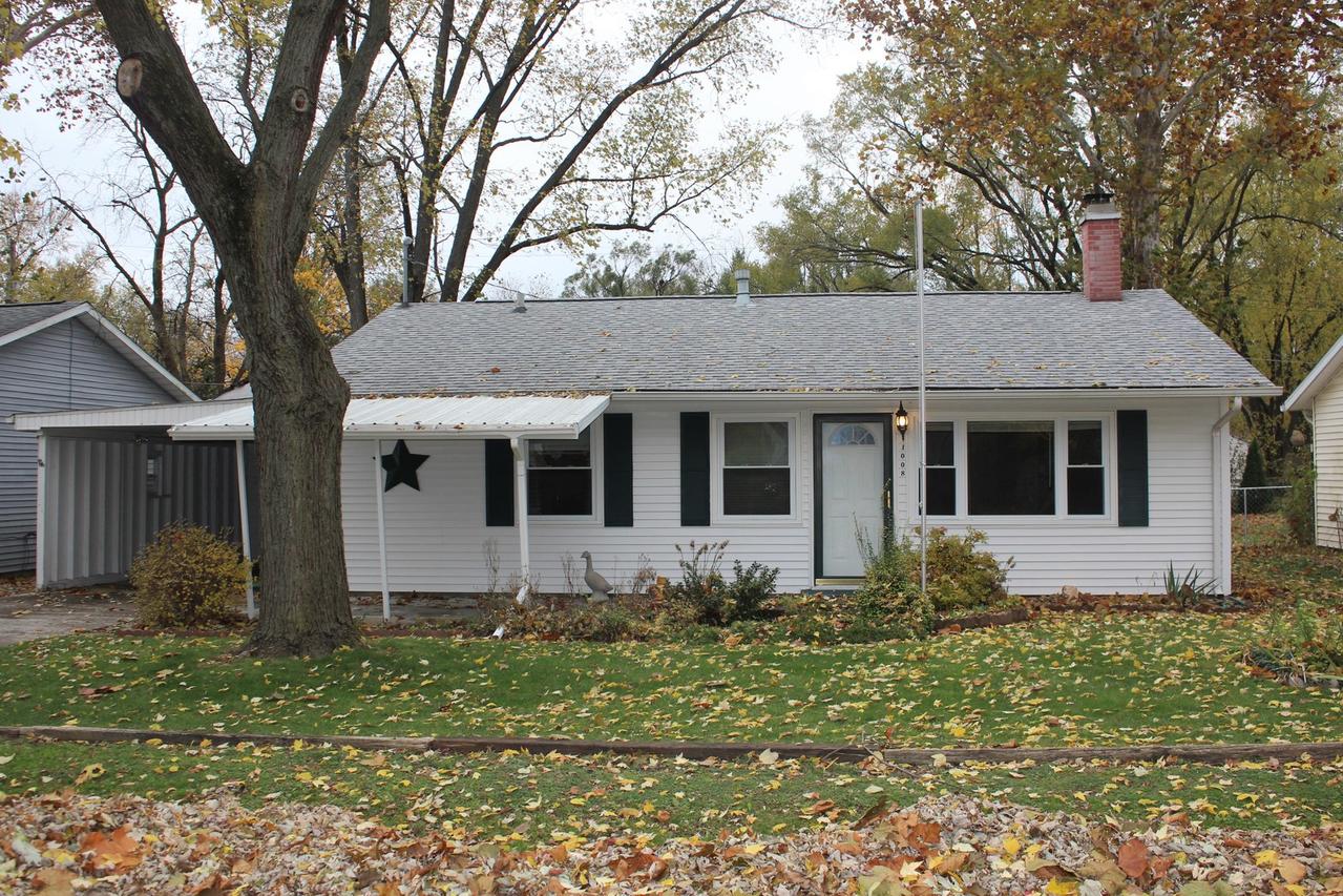 1008 S Eastview Dr., Tuscola, IL 61953