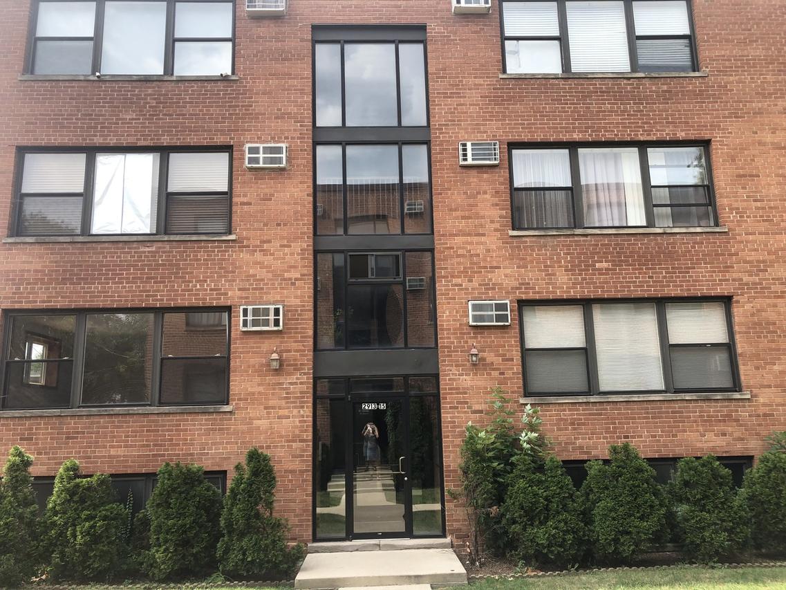 2909 W Summerdale Ave. #1D, Chicago, IL 60625