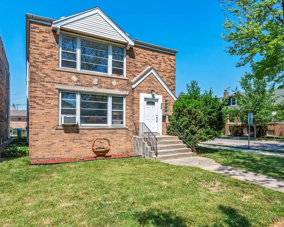 4722 N Laramie Ave., Chicago, IL 60630