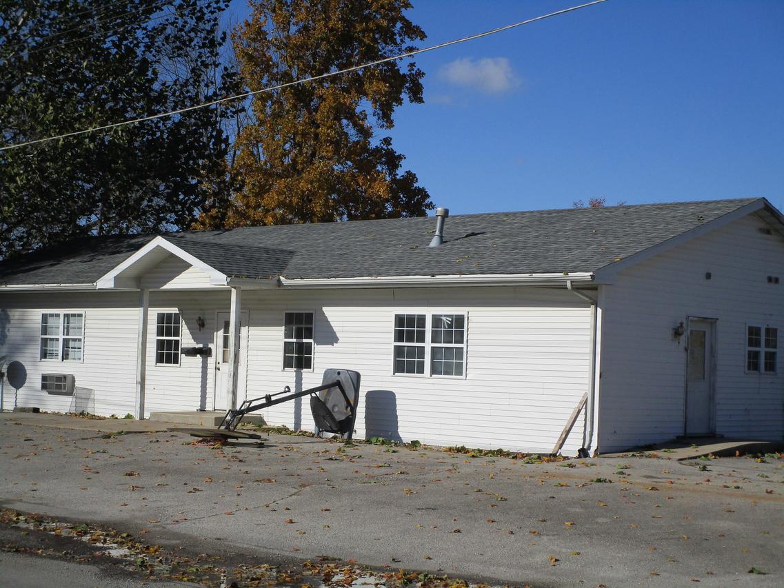214 E Wilson St., Tuscola, IL 61953