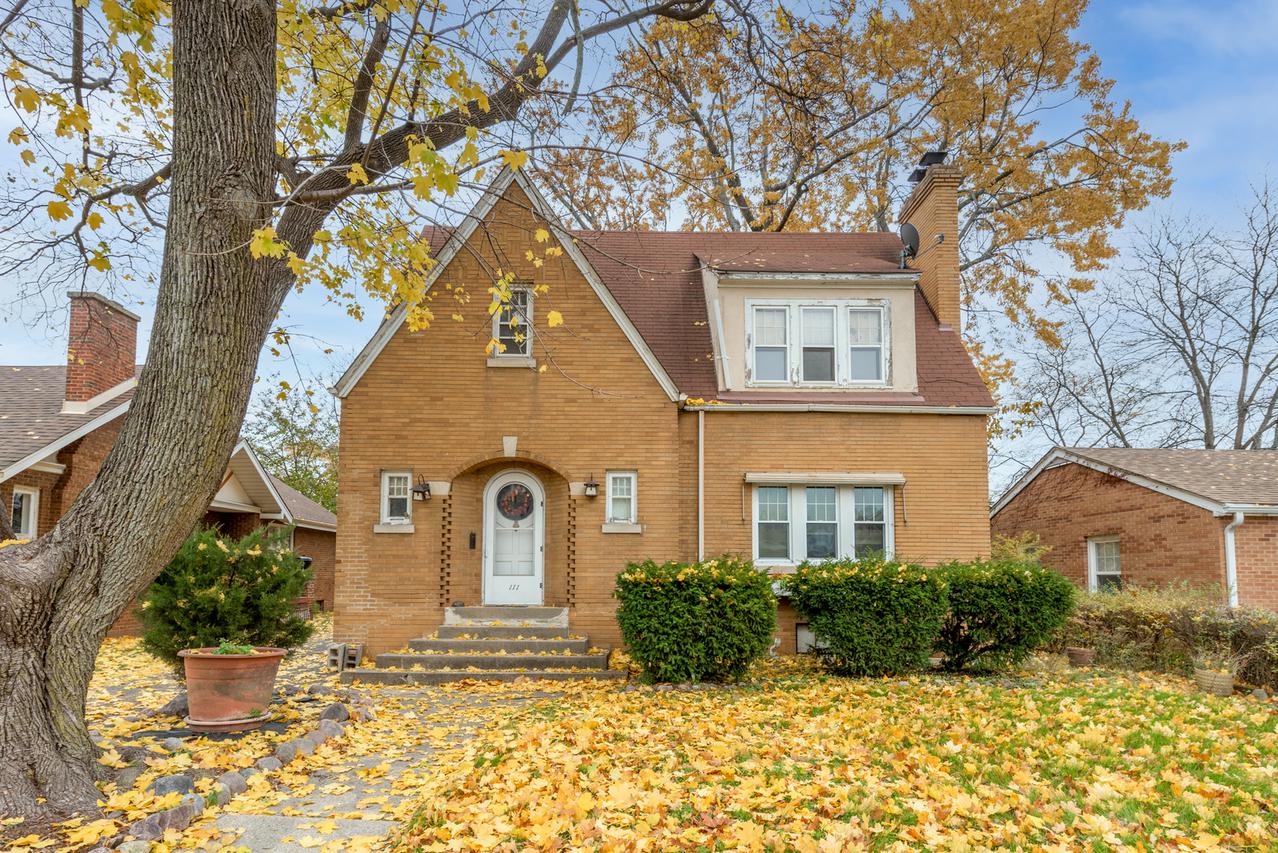 111 Burton St., Waukegan, IL 60085