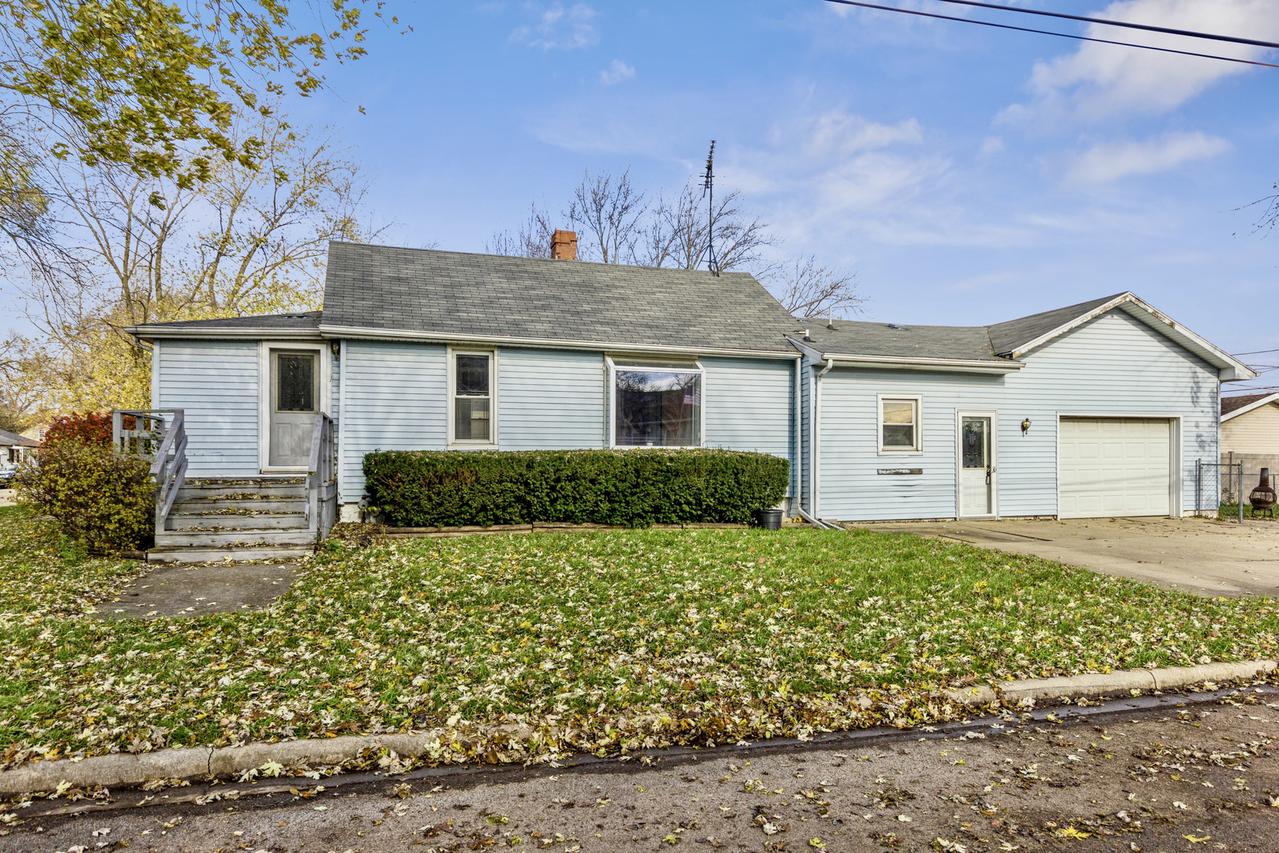 396 S Fulton Ave., Bradley, IL 60915