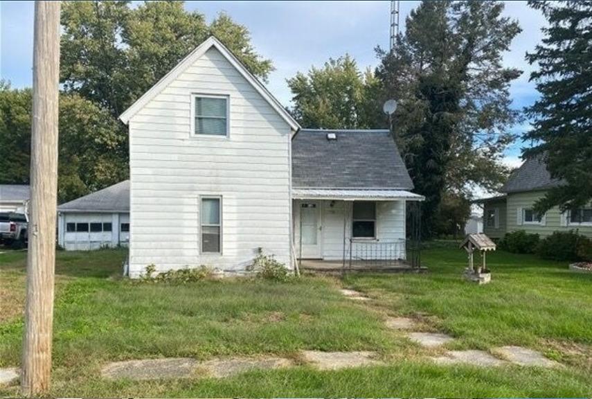 718 North St., Chapin, IL 62628