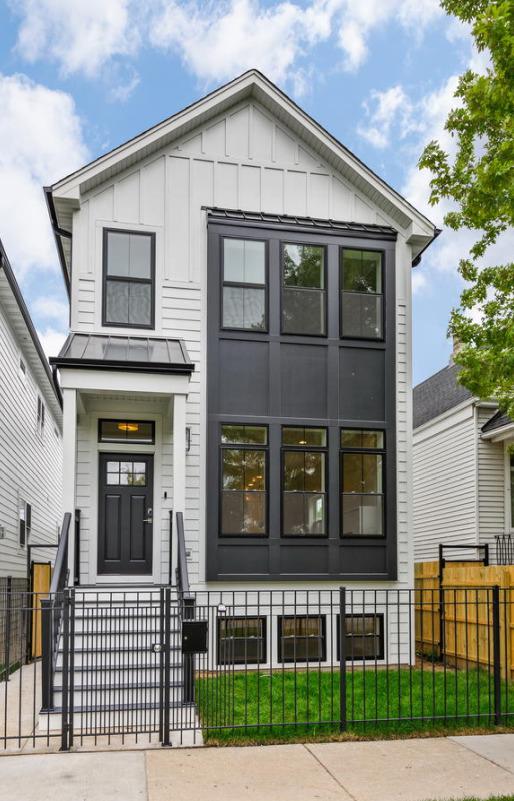 1713 N Whipple St., Chicago, IL 60647