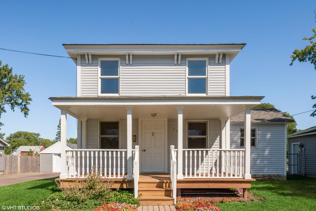 330 E Dale St., Somonauk, IL 60552